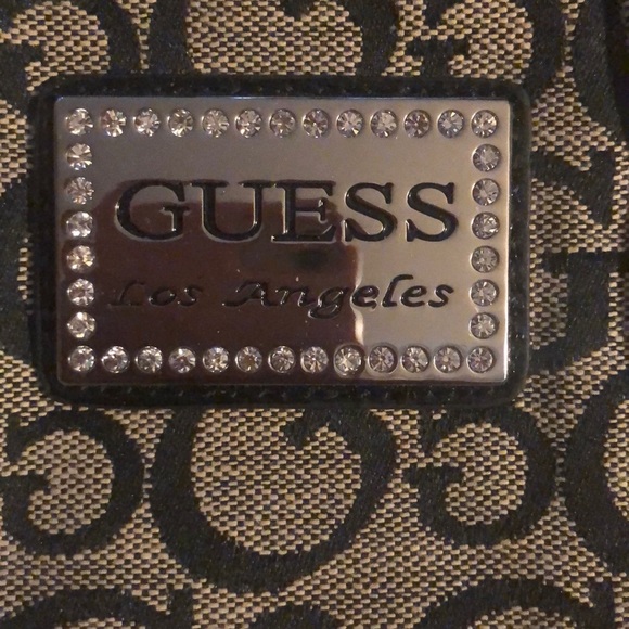 Guess Wristlet - Picture 3 of 4